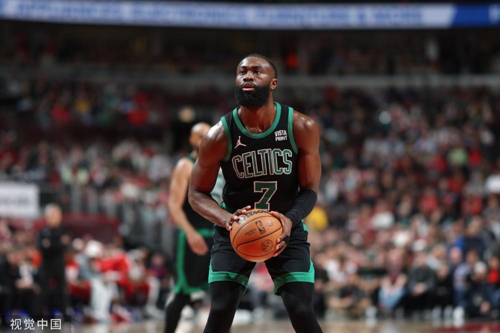 的表现一直 的表现一直