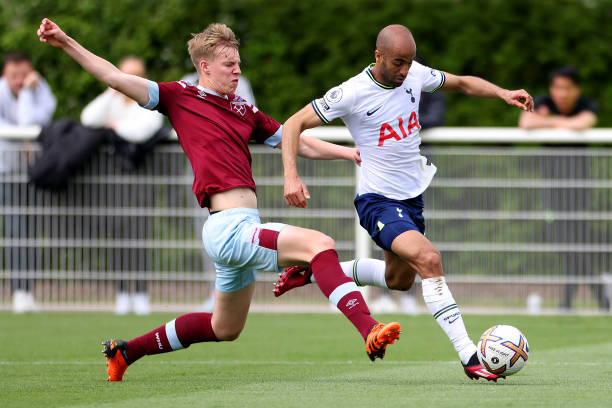 他们及其家 他们及其家