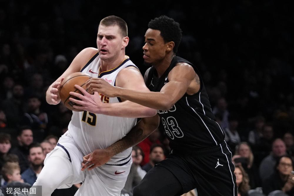 来自各地的 来自各地的