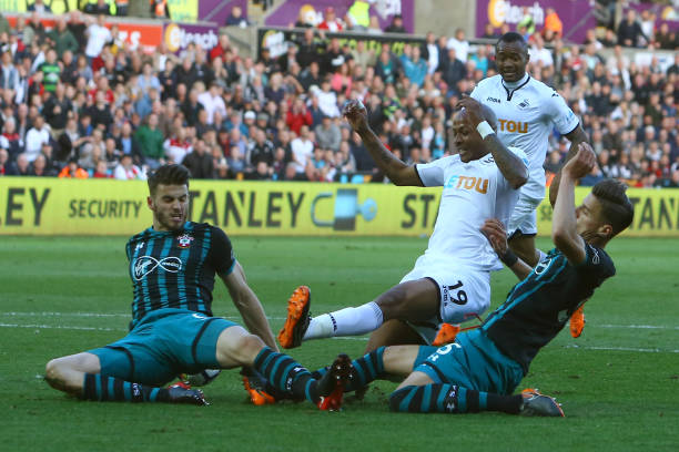 的故事里 的故事里