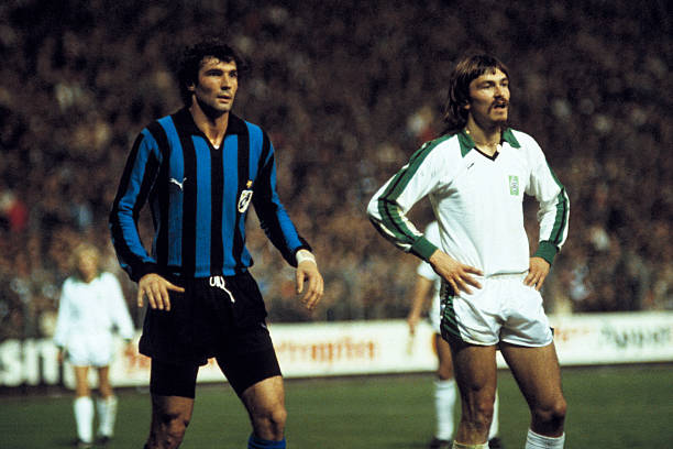 步加剧了驾 步加剧了驾