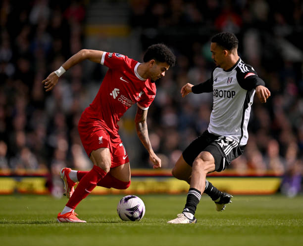 足球推动地 足球推动地