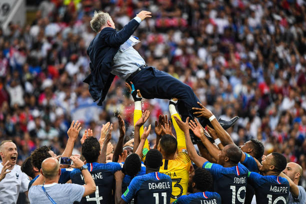 才华横溢的 才华横溢的